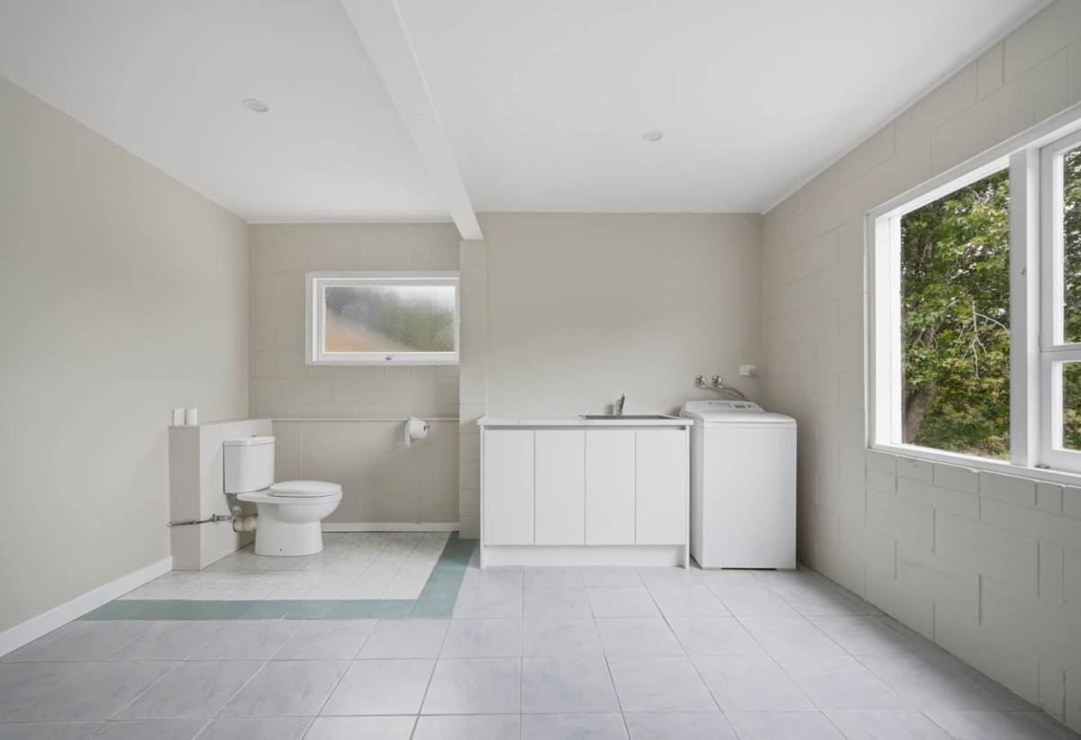 2.0043ha Lifestyle section, Renovated 4 beds 2 baths house with double garage, Country Living – Town Convenience, 67 Haigh Access Road, Dairy Flat, Auckland