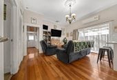 Must sell, Auction, Disclosed Reserve Price: $620K, 4 beds 1 bath house with swimming pool and car parks + a separate 1-bedroom sleepout complete with its own living area and bathroom, /94 Browns Road, Manurewa, Auckland