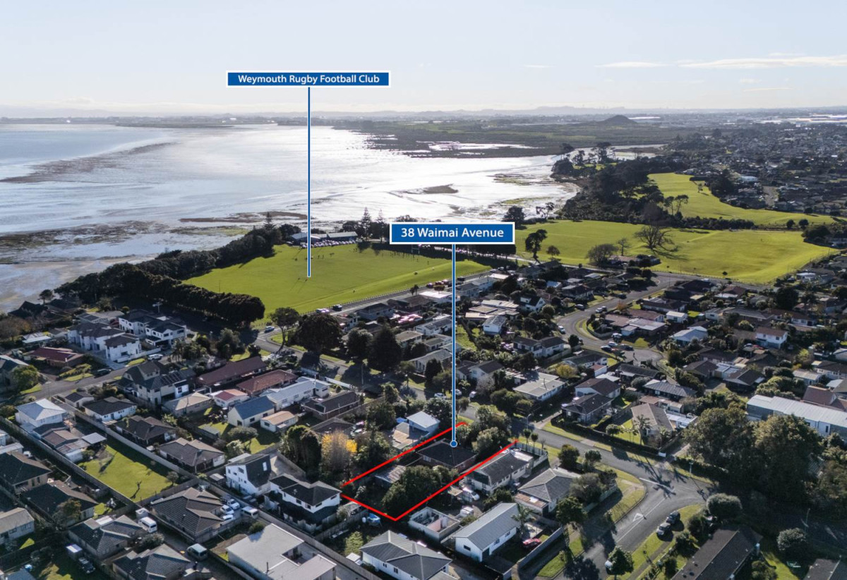 825sqm Freehold with 16m Road Frontage, Brick and tile 3 beds 1 bath house with standalone double garage, 38 Waimai Road, Weymouth, Auckland