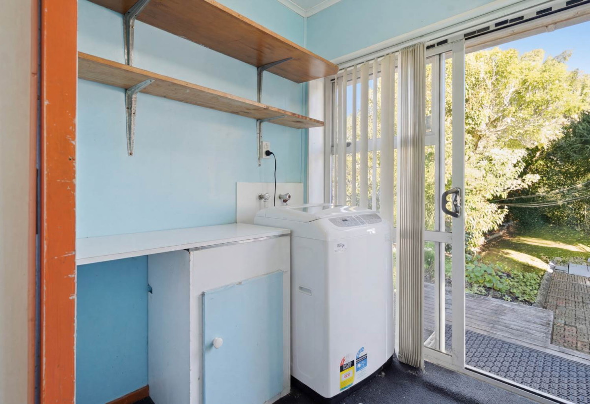 825sqm Freehold with 16m Road Frontage, Brick and tile 3 beds 1 bath house with standalone double garage, 38 Waimai Road, Weymouth, Auckland