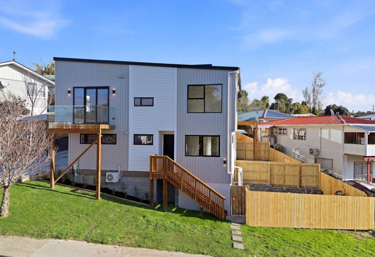 118m2 Brandnew 3 beds baths home with garage, 0.3 km to Target Road School, Lot1/12 Totaravale Drive, Totara Vale