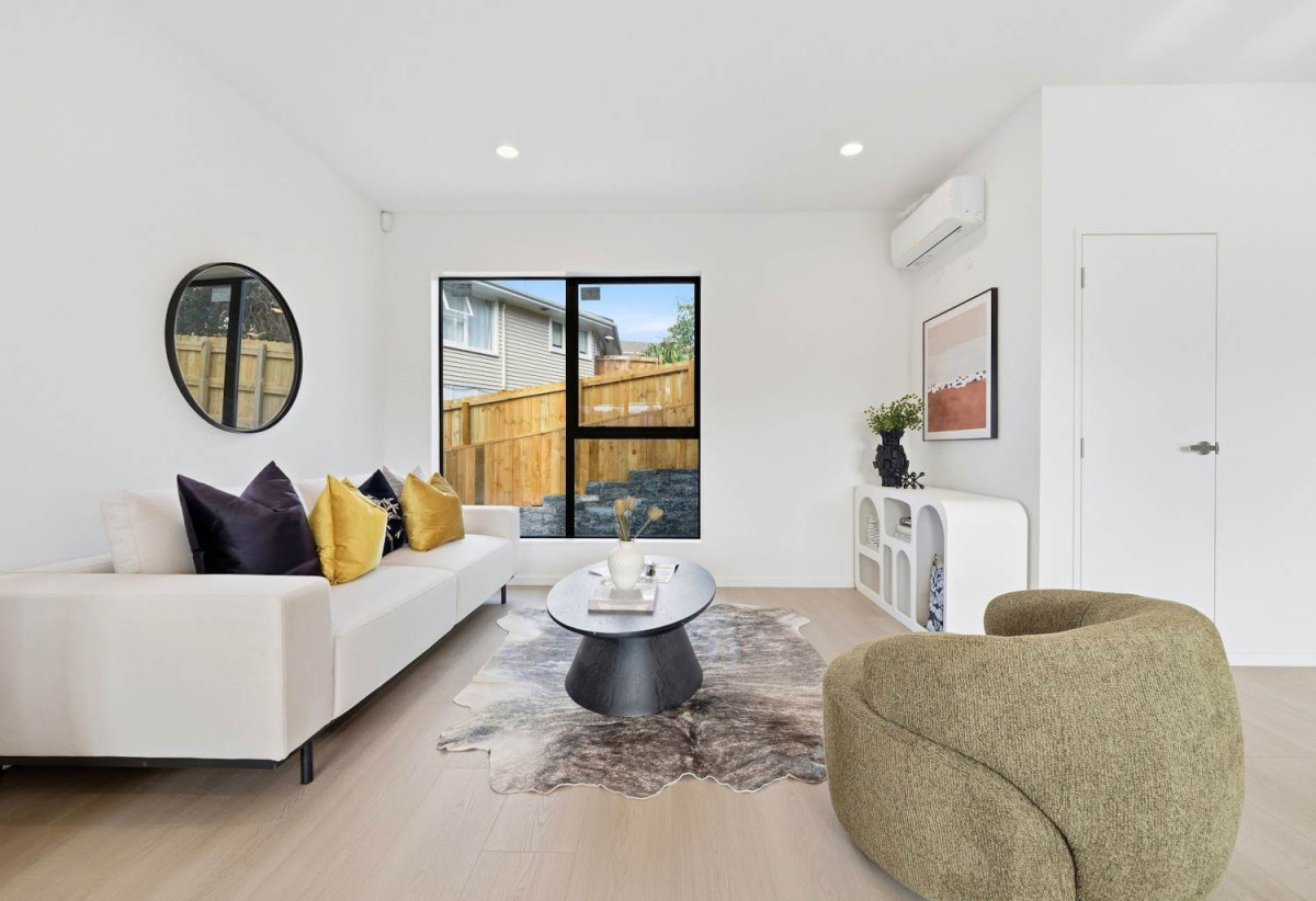152m2 Brandnew 4 beds (2 ensuites) 3.5 baths home with garage, 0.3 km to Target Road School, Lot3/12 Totaravale Drive, Totara Vale, Auckland