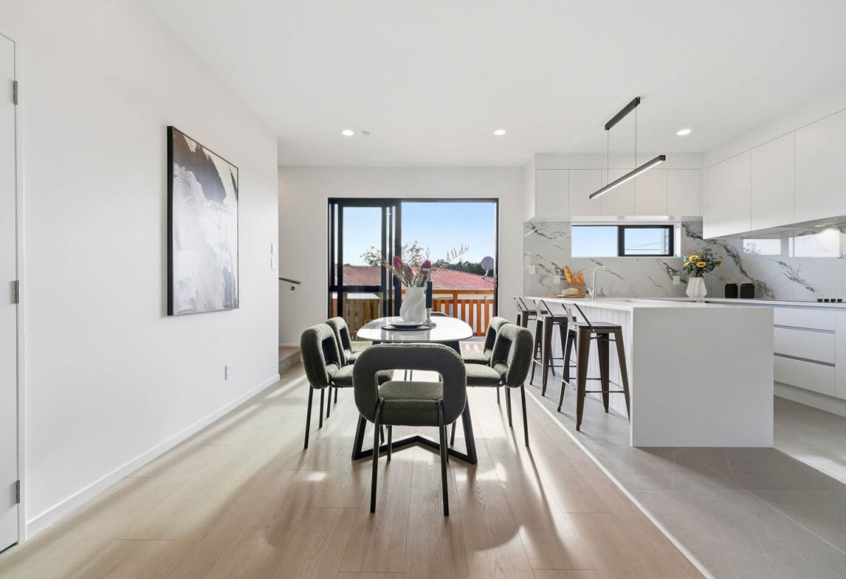152m2 Brandnew 4 beds (2 ensuites) 3.5 baths home with garage, 0.3 km to Target Road School, Lot3/12 Totaravale Drive, Totara Vale, Auckland