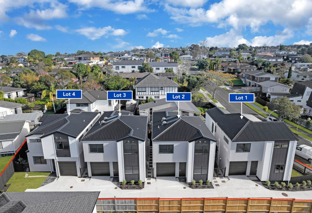 Brandnew standalone 4 beds 2.5 baths home with garage, Sunny deck and paved patio, fully fenced yard, Ventilation system and intercom, Lot 2/25 La Perouse Street, Botany Downs, Auckland