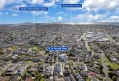 Brandnew standalone 4 beds 2.5 baths home with garage, Sunny deck and paved patio, fully fenced yard, Ventilation system and intercom, Lot 3/25 La Perouse Street, Botany Downs, Auckland