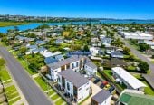 Asking $685,000 – priced for an immediate sale, 99m2 Affordable 3 beds 2.5 baths home with car park, Flexible second living area or home office, 6/3 Abbotleigh Avenue, Te Atatu Peninsula, Auckland