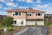 Must Sell, Deceased Estate, 220m2 4 beds 2 baths house with double garage, Huge rumpus room with separate laundry, Potential to reconfigure into a spacious 5-bedroom, 3-bathroom family home (subject to Auckland Council approval), 3 Welland Place, Hillcrest, Auckland