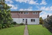 Must Sell, Deceased Estate, 220m2 4 beds 2 baths house with double garage, Huge rumpus room with separate laundry, Potential to reconfigure into a spacious 5-bedroom, 3-bathroom family home (subject to Auckland Council approval), 3 Welland Place, Hillcrest, Auckland