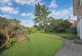 Must Sell, Deceased Estate, 220m2 4 beds 2 baths house with double garage, Huge rumpus room with separate laundry, Potential to reconfigure into a spacious 5-bedroom, 3-bathroom family home (subject to Auckland Council approval), 3 Welland Place, Hillcrest, Auckland
