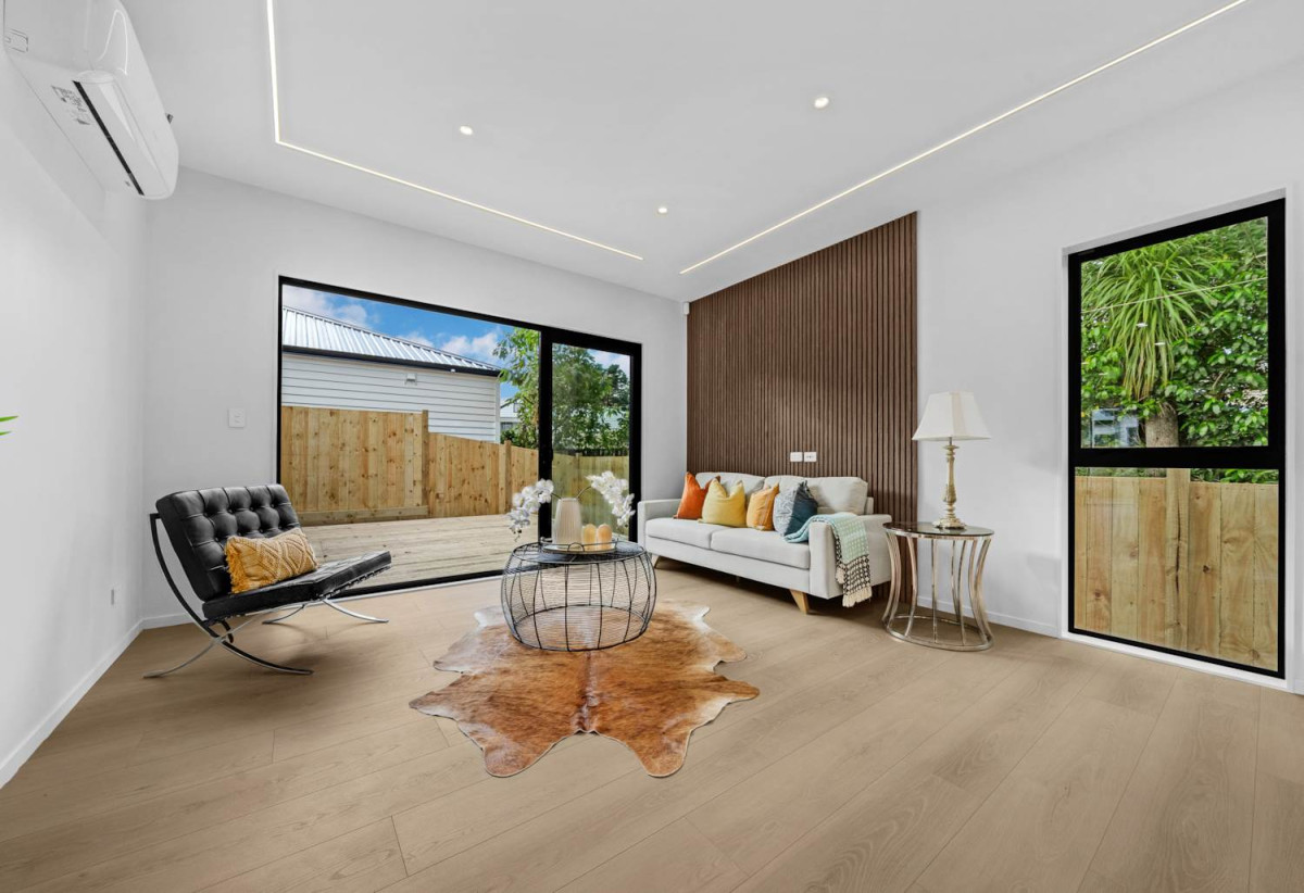 4 beds (2 ensuites) 3 baths house with double garage, 0.7 km to Opaheke School, 10 Furlough Road, Opaheke, Auckland