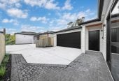4 beds (2 ensuites) 3 baths house with double garage, 0.7 km to Opaheke School, 10 Furlough Road, Opaheke, Auckland