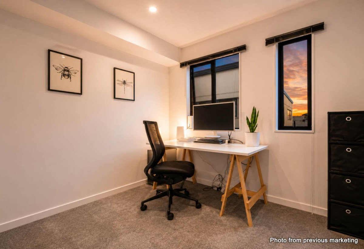 Asking $685,000 – priced for an immediate sale, 99m2 Affordable 3 beds 2.5 baths home with car park, Flexible second living area or home office, 6/3 Abbotleigh Avenue, Te Atatu Peninsula, Auckland