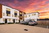 Asking $685,000 – priced for an immediate sale, 99m2 Affordable 3 beds 2.5 baths home with car park, Flexible second living area or home office, 6/3 Abbotleigh Avenue, Te Atatu Peninsula, Auckland
