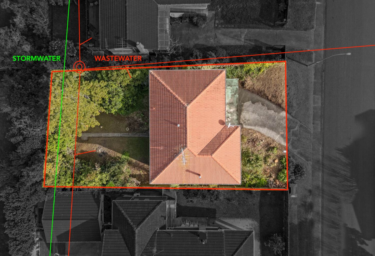 Must Sell, Deceased Estate, 220m2 4 beds 2 baths house with double garage, Huge rumpus room with separate laundry, Potential to reconfigure into a spacious 5-bedroom, 3-bathroom family home (subject to Auckland Council approval), 3 Welland Place, Hillcrest, Auckland