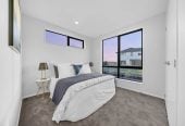 Brandnew 7 beds 5.5 baths house with double garage and 2 beds granny, 23 Emerald Avenue, Karaka, Auckland