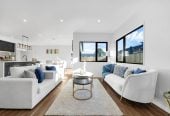 180m2 Brandnew 5 beds 3 baths house with double garage, 65 Bellfield Road, Opaheke, Auckland