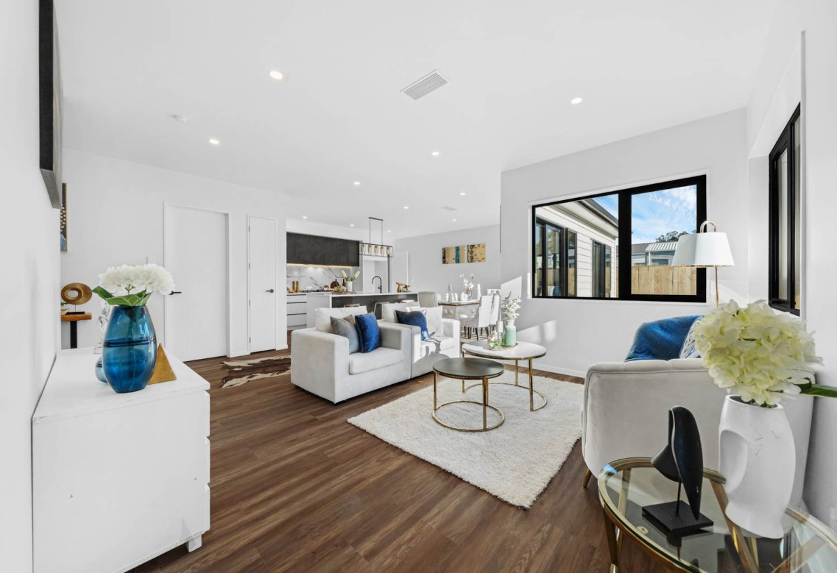 180m2 Brandnew 5 beds 3 baths house with double garage, 65 Bellfield Road, Opaheke, Auckland
