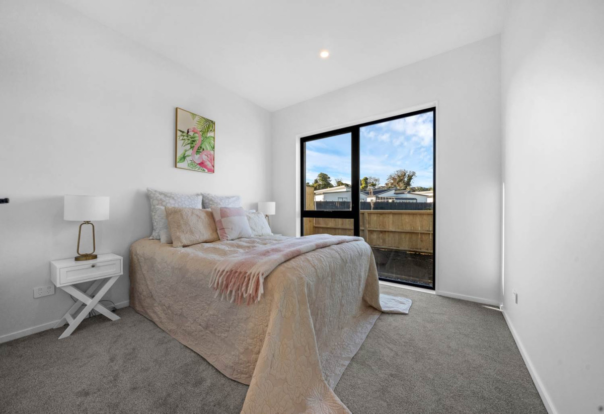 180m2 Brandnew 5 beds 3 baths house with double garage, 65 Bellfield Road, Opaheke, Auckland