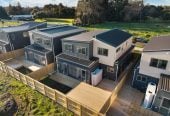 7 beds ( 2 ensuites) 4 baths house with double garage, 2 beds 1 bath ground floor, 0.5 km to Hingaia Peninsula School, 68 Papaka Road, Karaka, Auckland