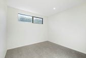 7 beds ( 2 ensuites) 4 baths house with double garage, 2 beds 1 bath ground floor, 0.5 km to Hingaia Peninsula School, 68 Papaka Road, Karaka, Auckland