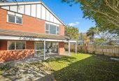 Solid Brick Affordable Beauty, 4 beds 2.5 baths home with double garage, 1.1 km to Waitakere College, 1/23 Charlenne Close, Ranui, Auckland
