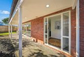 Solid Brick Affordable Beauty, 4 beds 2.5 baths home with double garage, 1.1 km to Waitakere College, 1/23 Charlenne Close, Ranui, Auckland