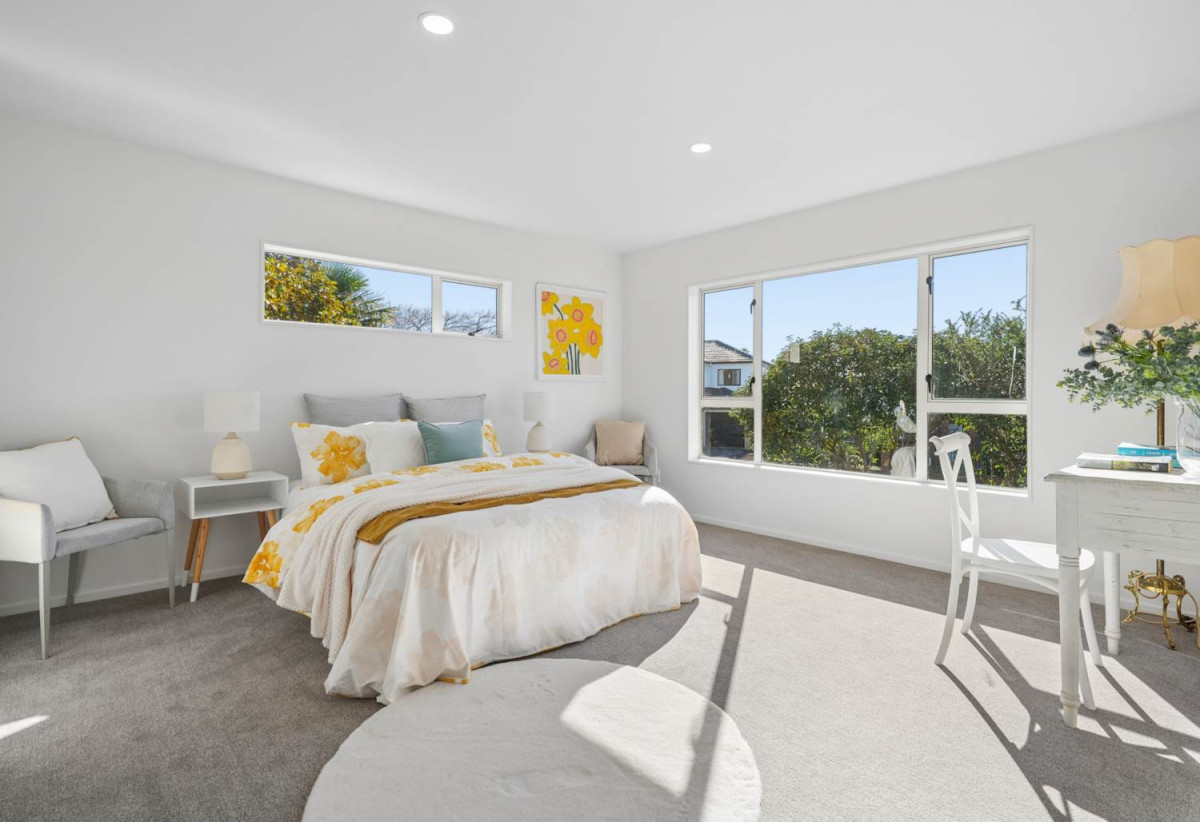 Solid Brick Affordable Beauty, 4 beds 2.5 baths home with double garage, 1.1 km to Waitakere College, 1/23 Charlenne Close, Ranui, Auckland