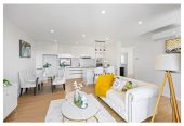 For rent, 4 beds 3.5 baths townhouse with garage, available 3rd July, 24C Tomintoul Place, Highland Park, Auckland