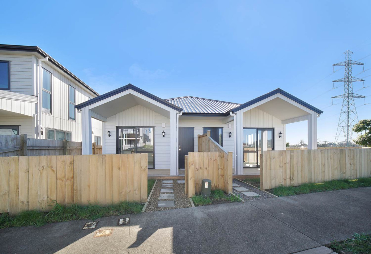 Brandnew 3 beds 2 baths duplex home with car park, 27 Kapeta Lane, Karaka, Auckland