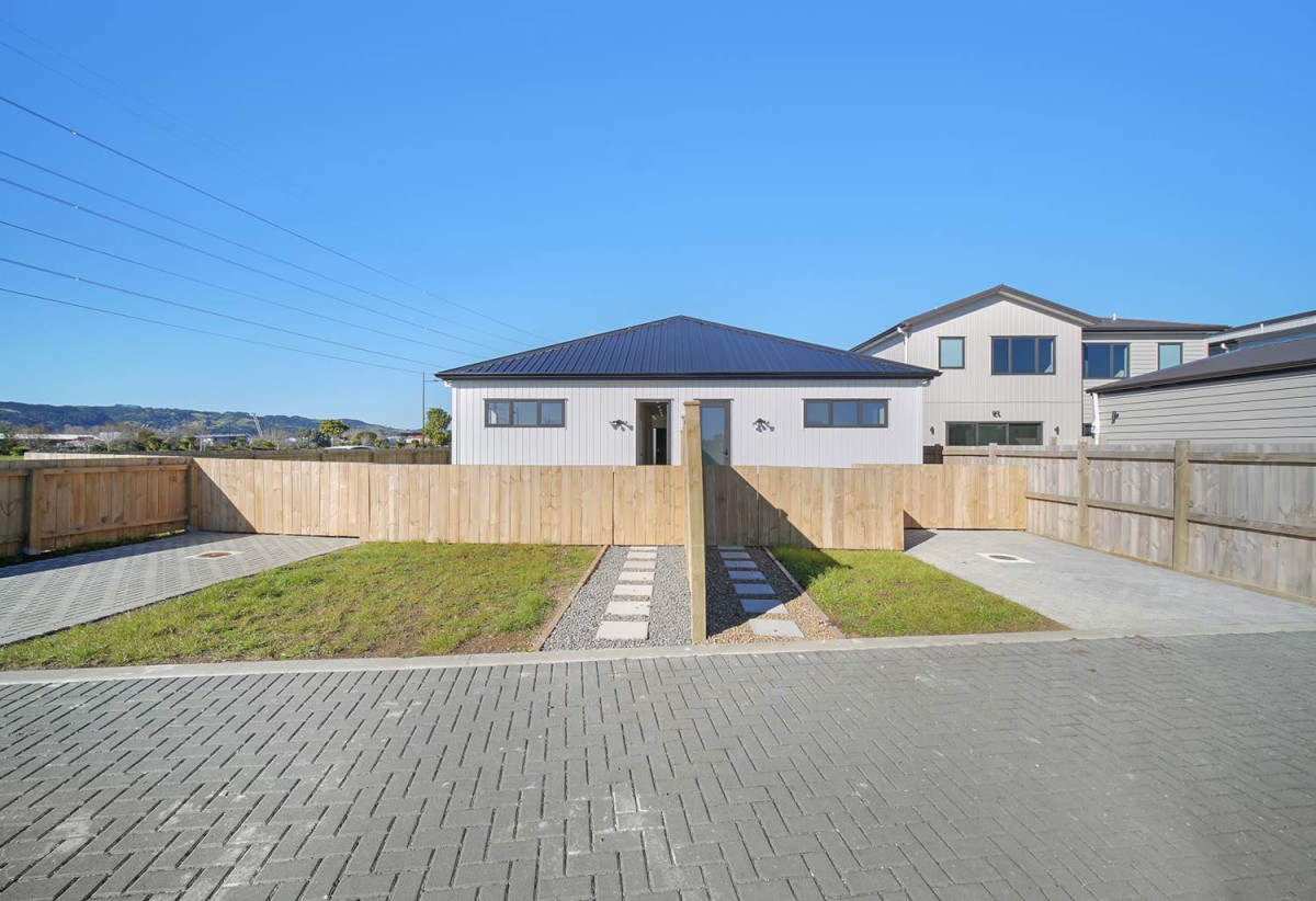 Brandnew 3 beds 2 baths duplex home with car park, 27 Kapeta Lane, Karaka, Auckland
