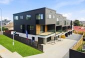 178m2 Brandnew 4 beds 3.5 baths home with garage, 1 bed 1 bath ground floor, 0.7 km to Howick College, Lot 1/129 Cook Street, Howick, Auckland