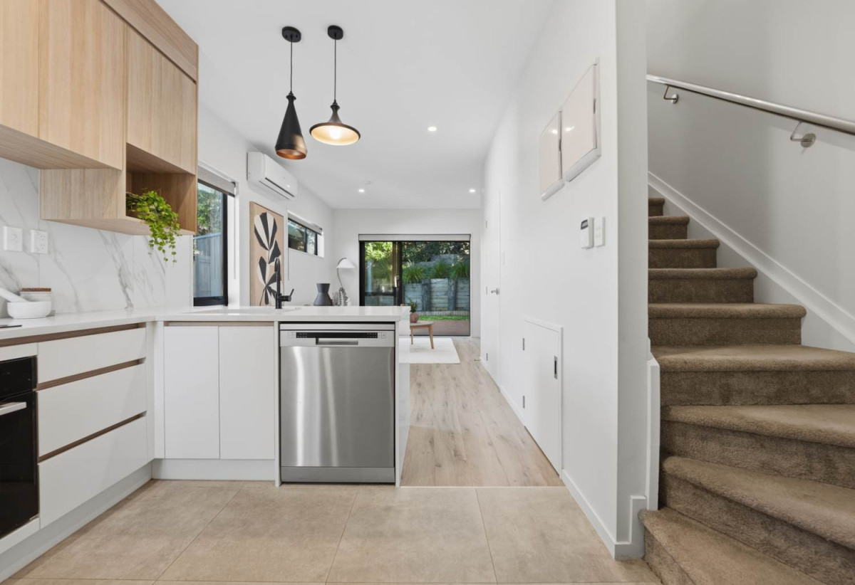 2 beds + study room 1.5 bath home with car park, no Body Corporate fees, Located just moments from Sylvia Park Shopping Centre, 12F Keate Place, Mt Wellington, Auckland