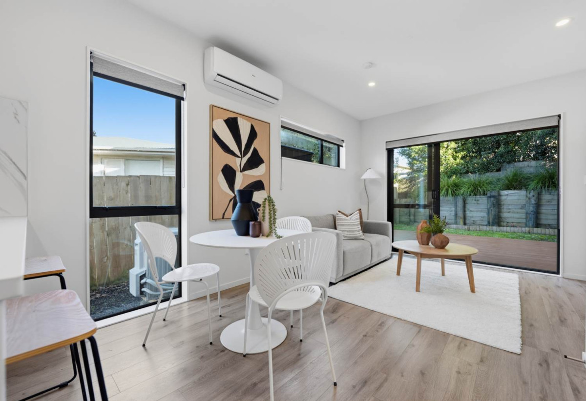 2 beds + study room 1.5 bath home with car park, no Body Corporate fees, Located just moments from Sylvia Park Shopping Centre, 12F Keate Place, Mt Wellington, Auckland