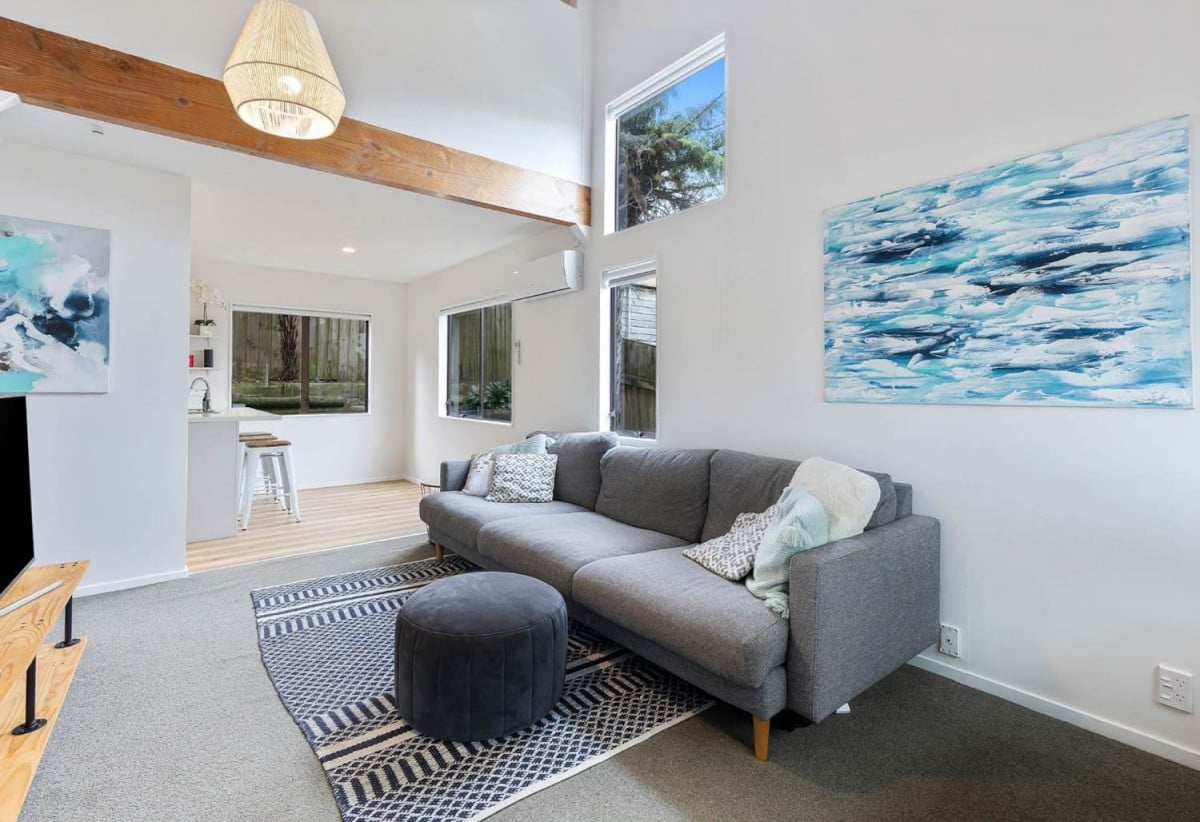 Standalone 2 beds (1 ensuite) 2 baths house with carport, 78B Vodanovich Road, Te Atatu South, Auckland