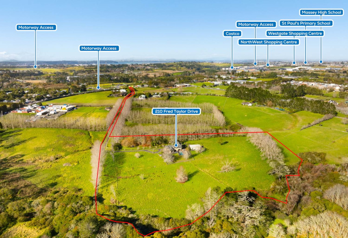 Exceptional 4.26ha Landholding Poised for Growth, 5 beds + office room 4 baths house with standalone double garage and swimming pool, 210 Fred Taylor Drive, Whenuapai, Auckland