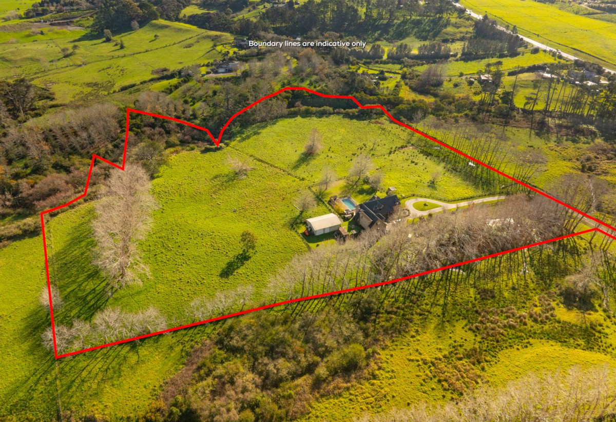 Exceptional 4.26ha Landholding Poised for Growth, 5 beds + office room 4 baths house with standalone double garage and swimming pool, 210 Fred Taylor Drive, Whenuapai, Auckland