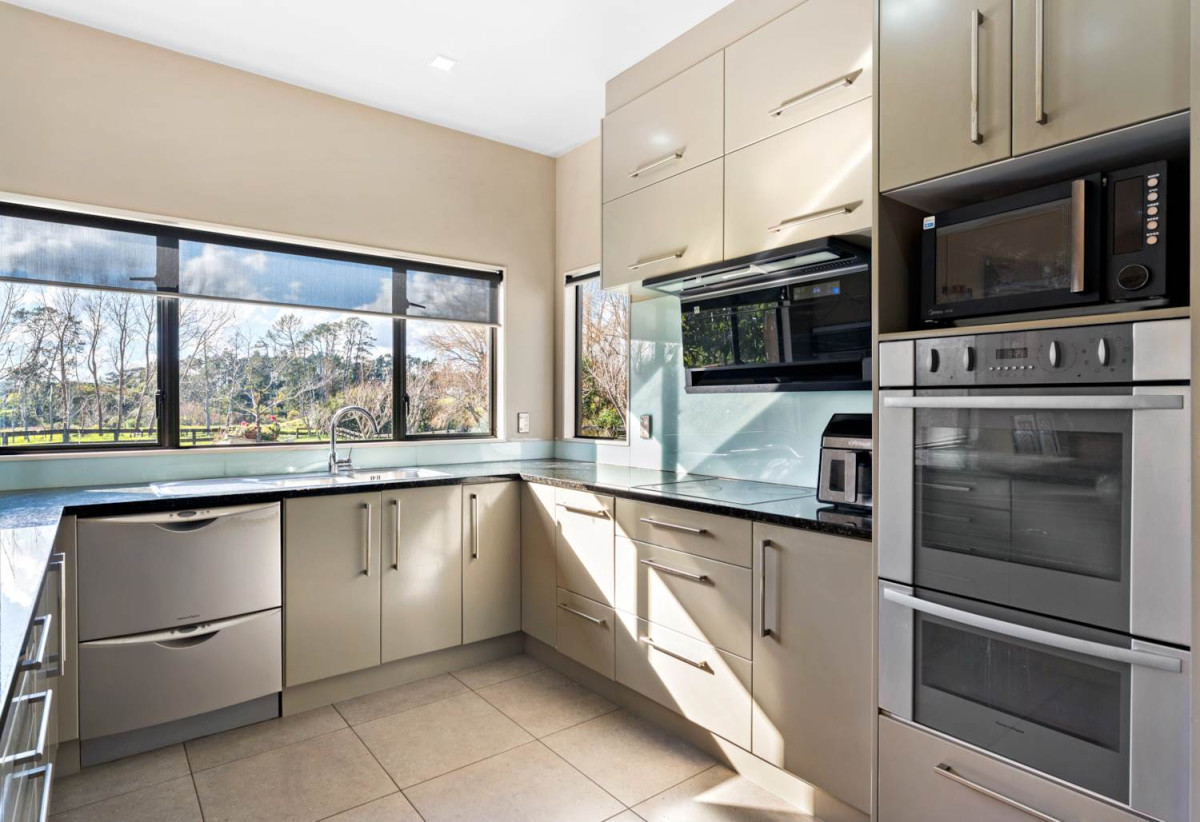 Exceptional 4.26ha Landholding Poised for Growth, 5 beds + office room 4 baths house with standalone double garage and swimming pool, 210 Fred Taylor Drive, Whenuapai, Auckland
