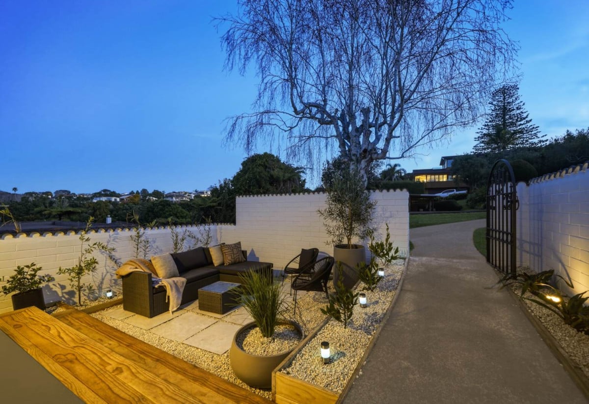 Double Westlake school zone & Rangitoto Views, Renovated 3 beds 1 bath home with a single garage, 1/29 Aberdeen Road, Castor Bay, Auckland