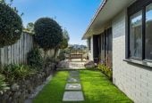 Double Westlake school zone & Rangitoto Views, Renovated 3 beds 1 bath home with a single garage, 1/29 Aberdeen Road, Castor Bay, Auckland