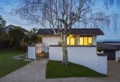 Double Westlake school zone & Rangitoto Views, Renovated 3 beds 1 bath home with a single garage, 1/29 Aberdeen Road, Castor Bay, Auckland