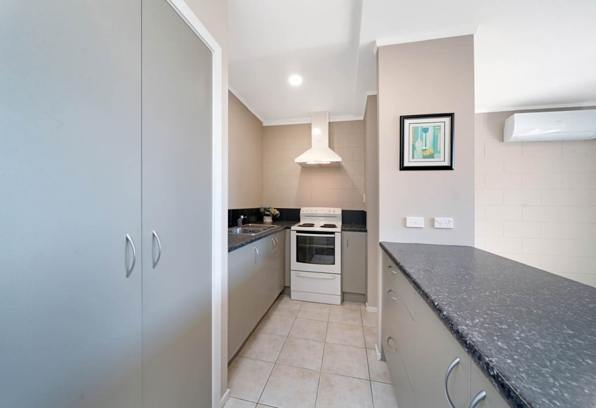 Renovated 2 beds 1 bath home with car park, 0.6 km to Lynfield College, 3/20 Orcades Place, Lynfield, Auckland