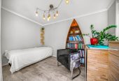 209m2 Renovated 4 beds 2 baths house with carport, upstairs 3 beds 1 bath kitchen living with central heating, Downstairs 1 bed 1 bath kitchenette a heat pump and its own slider entrance, 128A Kohimarama Road, Kohimarama, Auckland