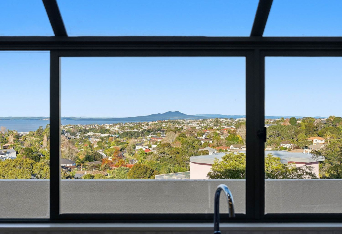 Unbeatable Views & Newly Renovated, 817m2 section, 3 beds + study 2 baths house with double garage, 825 East Coast Road, Browns Bay, Auckland