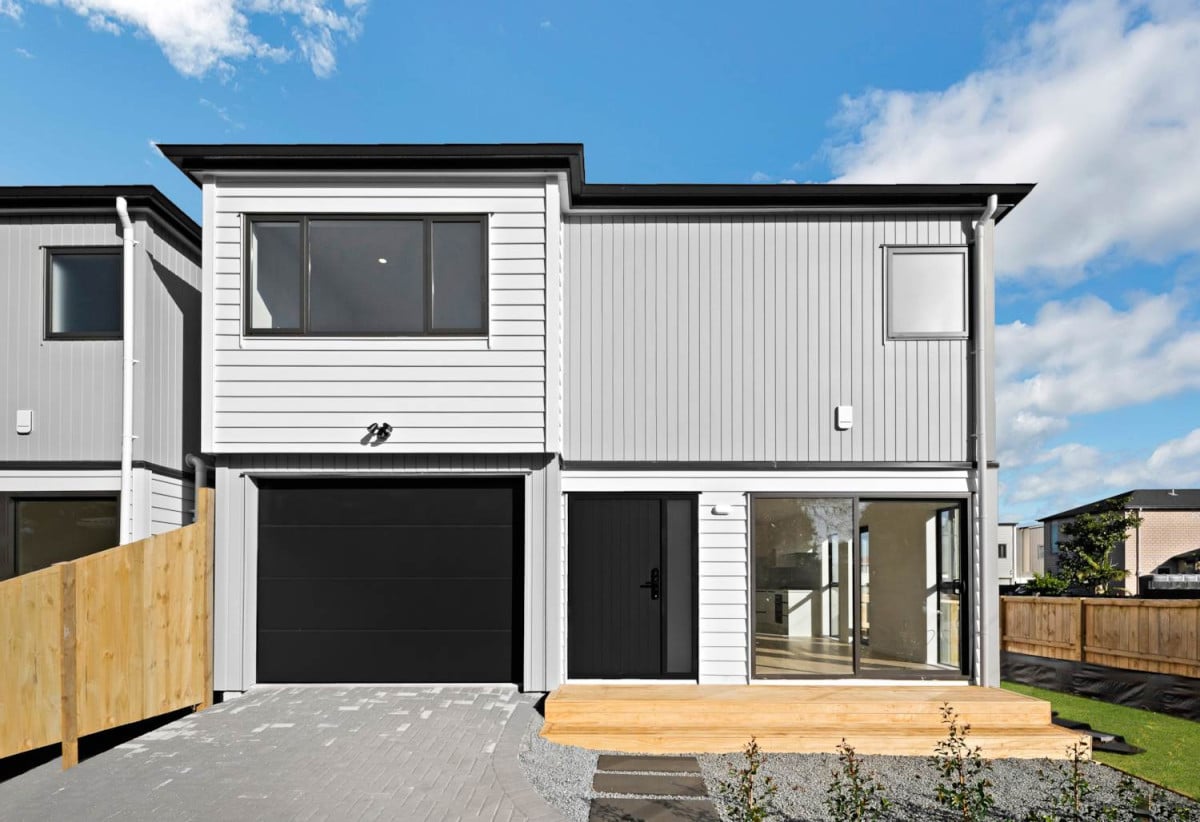 128m2 Brandnew 4 beds 3 baths home with garage, 1 bed 1 bath ground floor, Lot 1/31 Fernaig Street, Papakura, Auckland