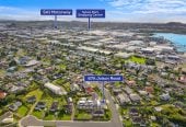 Brandnew standalone 4 beds + study room 2.5 baths home with garage, Located just a short, two-minute stroll from Flat Rock Reserve, the local Fishing Wharf, and the prestigious Auckland Rowing Club, 67A Jolson Road, Mt Wellington, Auckland