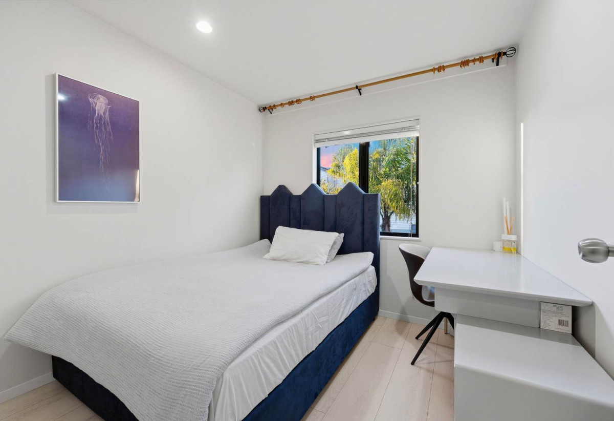 Rangi Zone & Newly Renovated, 3 beds 2.5 baths home with double garage, 40/22 Northcross Drive, Albany, Auckland