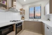 Rangi Zone & Newly Renovated, 3 beds 2.5 baths home with double garage, 40/22 Northcross Drive, Albany, Auckland