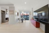 Rangi Zone & Newly Renovated, 3 beds 2.5 baths home with double garage, 40/22 Northcross Drive, Albany, Auckland