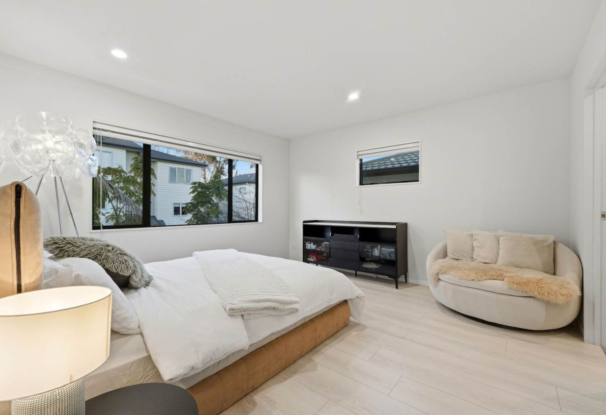 Rangi Zone & Newly Renovated, 3 beds 2.5 baths home with double garage, 40/22 Northcross Drive, Albany, Auckland