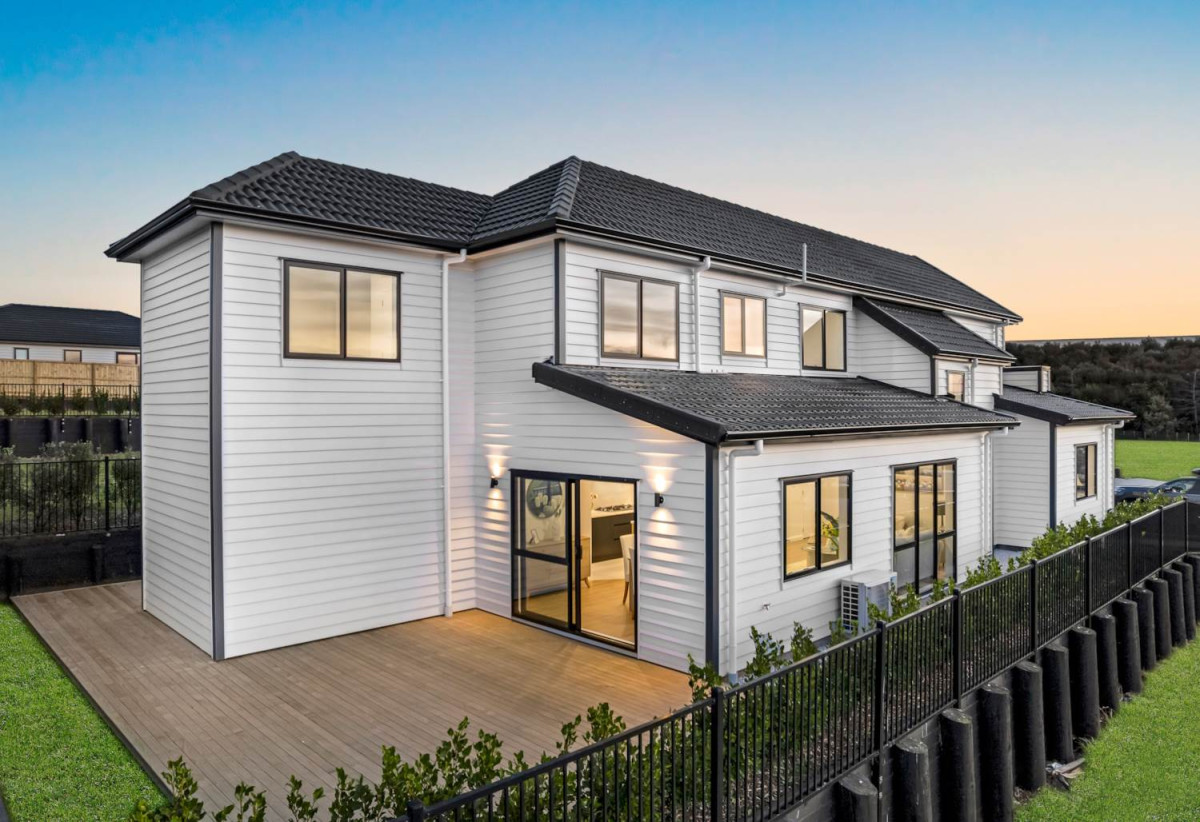 2 kitchens, 5 beds 3.5 baths house with double garage, A versatile self-contained accommodation wing with its own living area, 1 bed, 1 bath and private external entrance, 61 Rongoa Maori Way, Pukekohe, Auckland